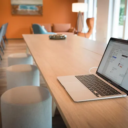 アパートホテル Atrium Brühl