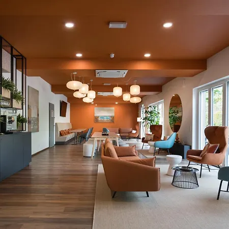 Atrium Aparthotel 4*