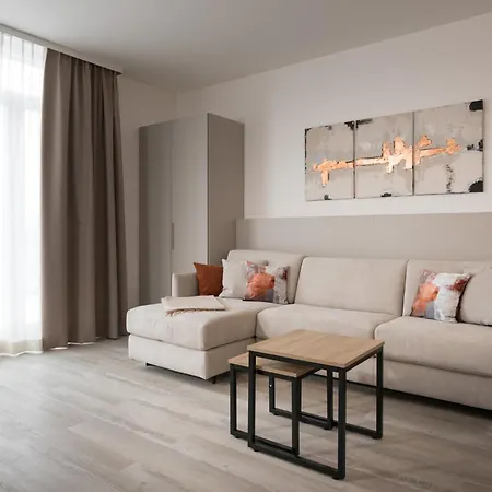 Atrium アパートホテル Brühl